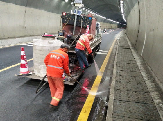  ���������ٶ��e������·��h(hu��n)�����������L(f��ng)����