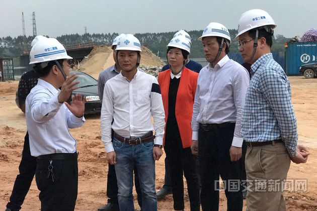 ���������������Ͼ��h��ί�S��ľ�������и��@�^(q��)�����β�־��ҕ�������B�Ӿ���