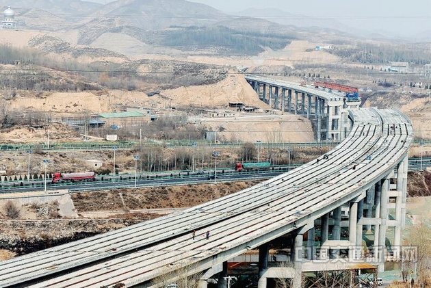 �ຣ����С��·Ӌ(j��)������7�½���ͨ܇