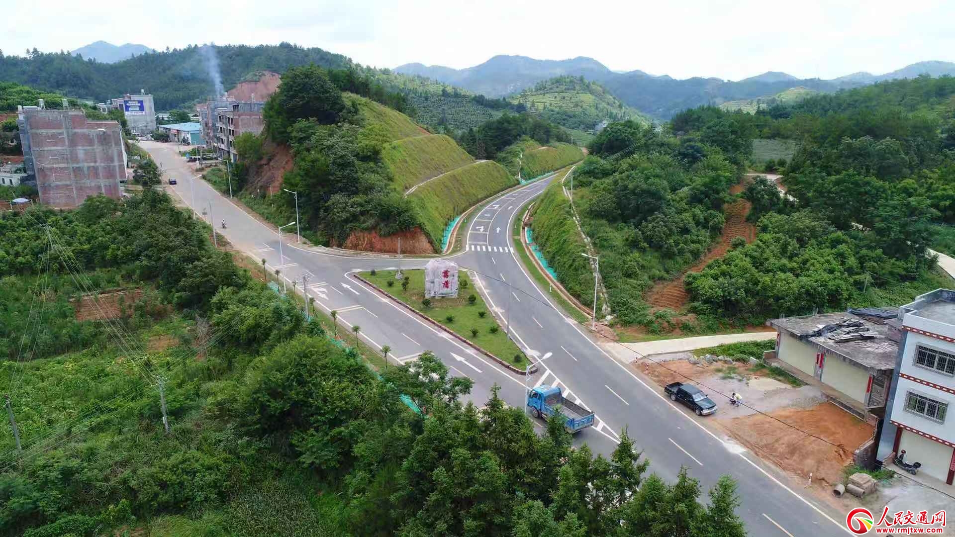 ���e����С����ͨ�顪��G236���������h������ʯ�ι�·�Ľ����̼o(j��)��