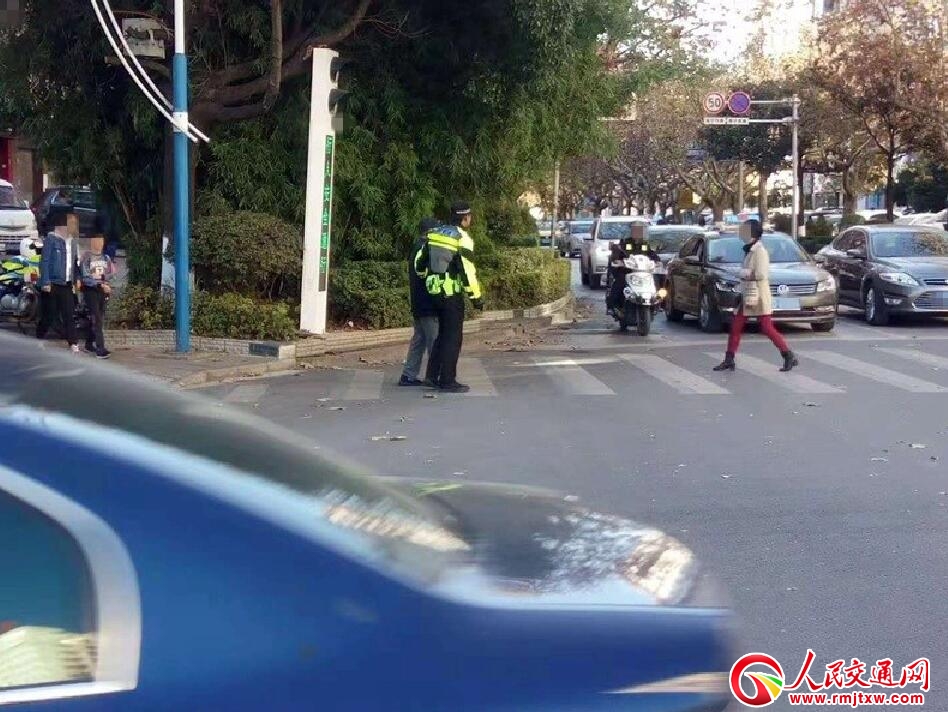 ����ů�ġ�С�S�ˡ��������˚w������ĸ�ӈF(tu��n)��