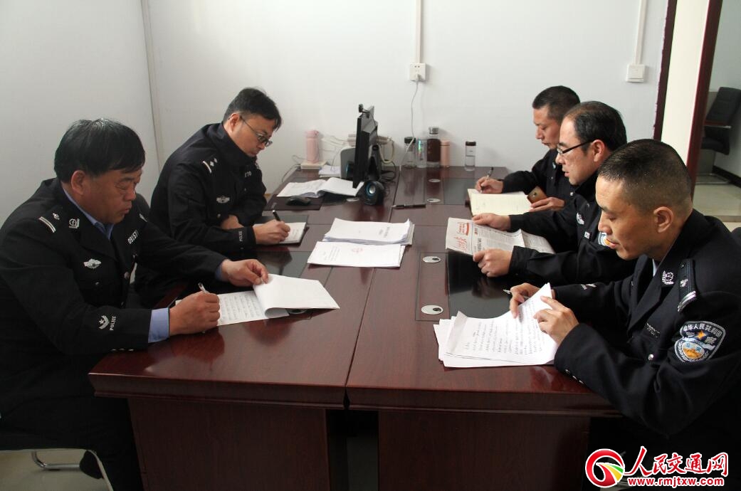 ɽ���R⢽����_(k��i)չ����ӑՓ�� �V��(xi��)��ƪ��