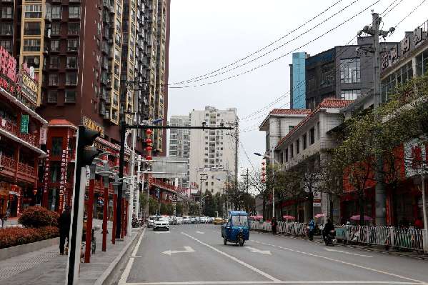 ��(d��)ɽ72��(g��)����Ӿ��족�ύ� ��ͨ�`���О�o̎����ء�