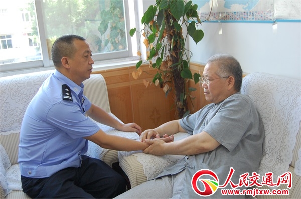 �F���\��Ժʿ����վ�����ͽ����Y���M(j��n)���I