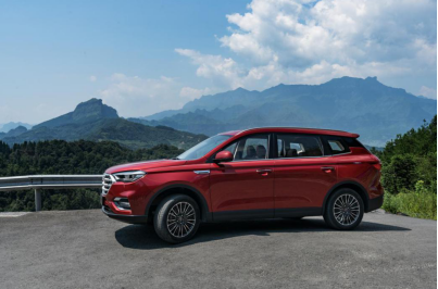 ��(n��i)��������SUV�H��U70 �������u��