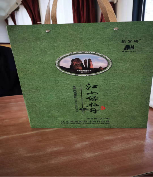 ���ϑ��F�˾����ÿ��ṩ���H�ˡ�ʽ����(w��)