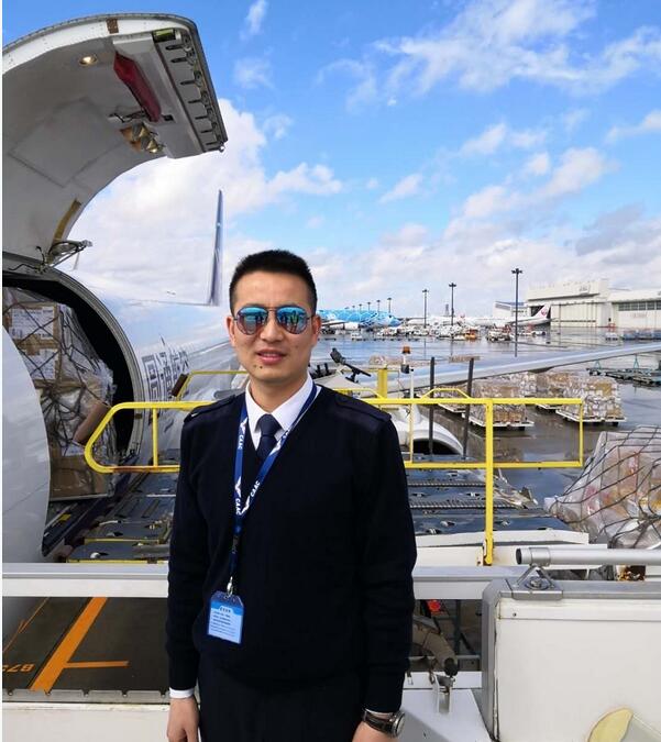 �Aͨ��ҹ���C(j��)�L(zh��ng)�������ң���ӭ���ƕԵĵ�һ�|������YԮ����