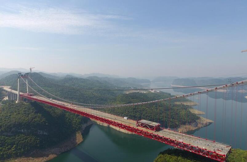 �F����������w�����������Ӿo���O(sh��)