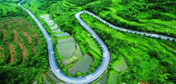 �F�ݣ���ʮ���塱�¸Ľ��r(n��ng)�幫·5.9�f����