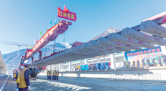 ��܉���ϵľ��򼽡�����(w��)��������