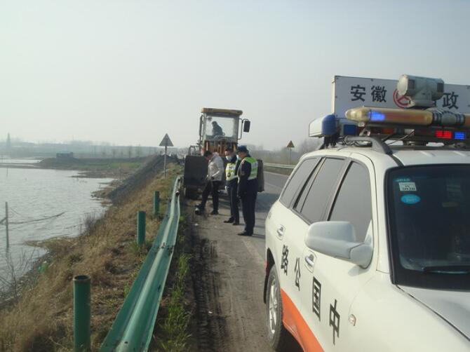 ���՝}�Ϲ�·�־֡���顱���·��Ѳ���|��