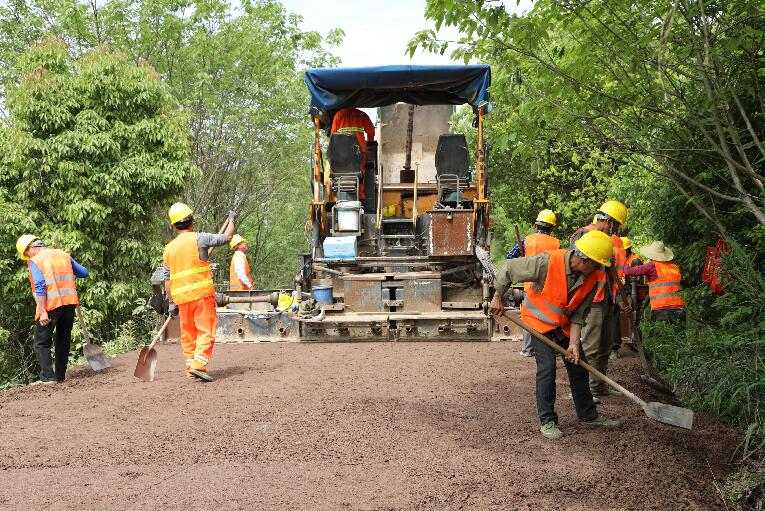 �mϪ����Ӌ(j��)����(sh��)ʩ�ĺ��r(n��ng)��·45�l