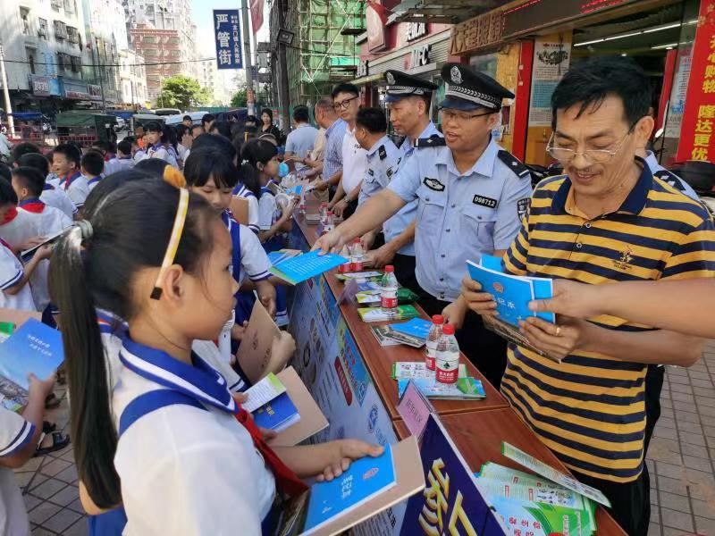 �����F���������_չ����һ����(ji��)ǰ�F·��ȫ����