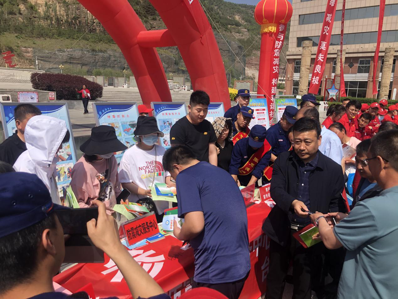 ����h��(y��ng)���������e�з���(z��i)�p��(z��i)�ջ��