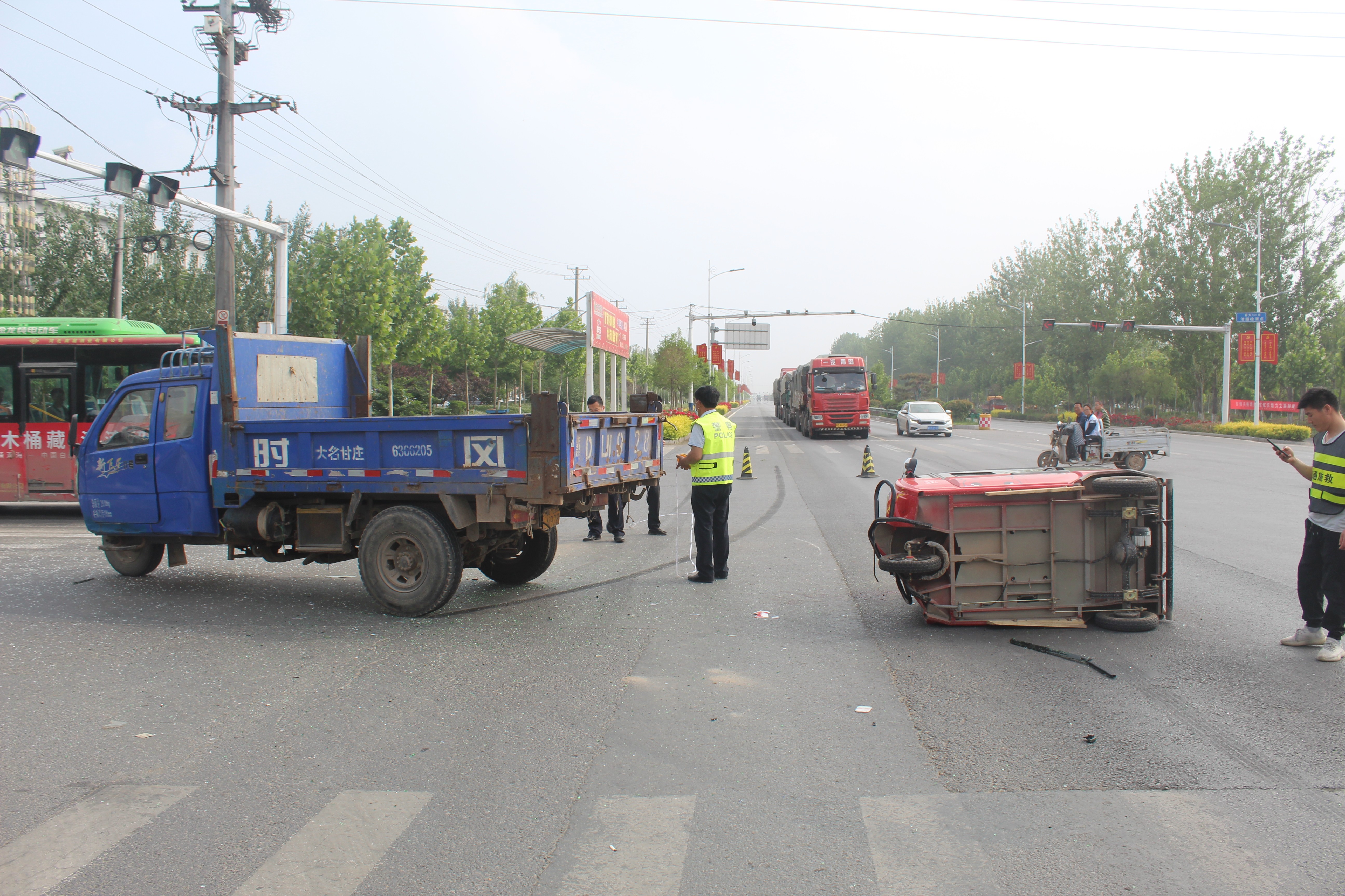 ������Ѳ���������(du��)����һ��һ�������������^���܂�����t