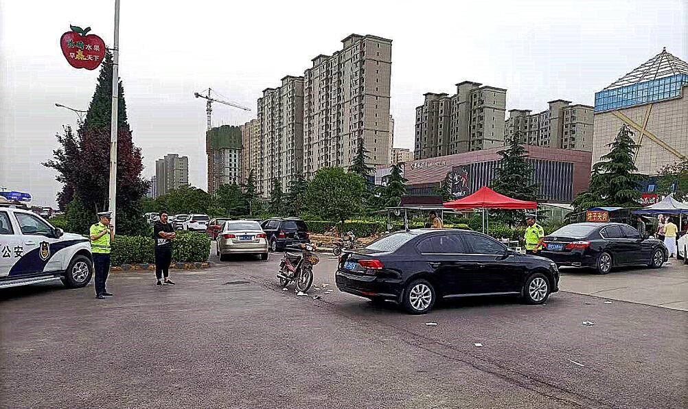 ɽ���\(y��n)���R⢣�늄�(d��ng)܇(ch��)Ħ��܇(ch��)�����С� �{�?c��)˸������r(ji��)