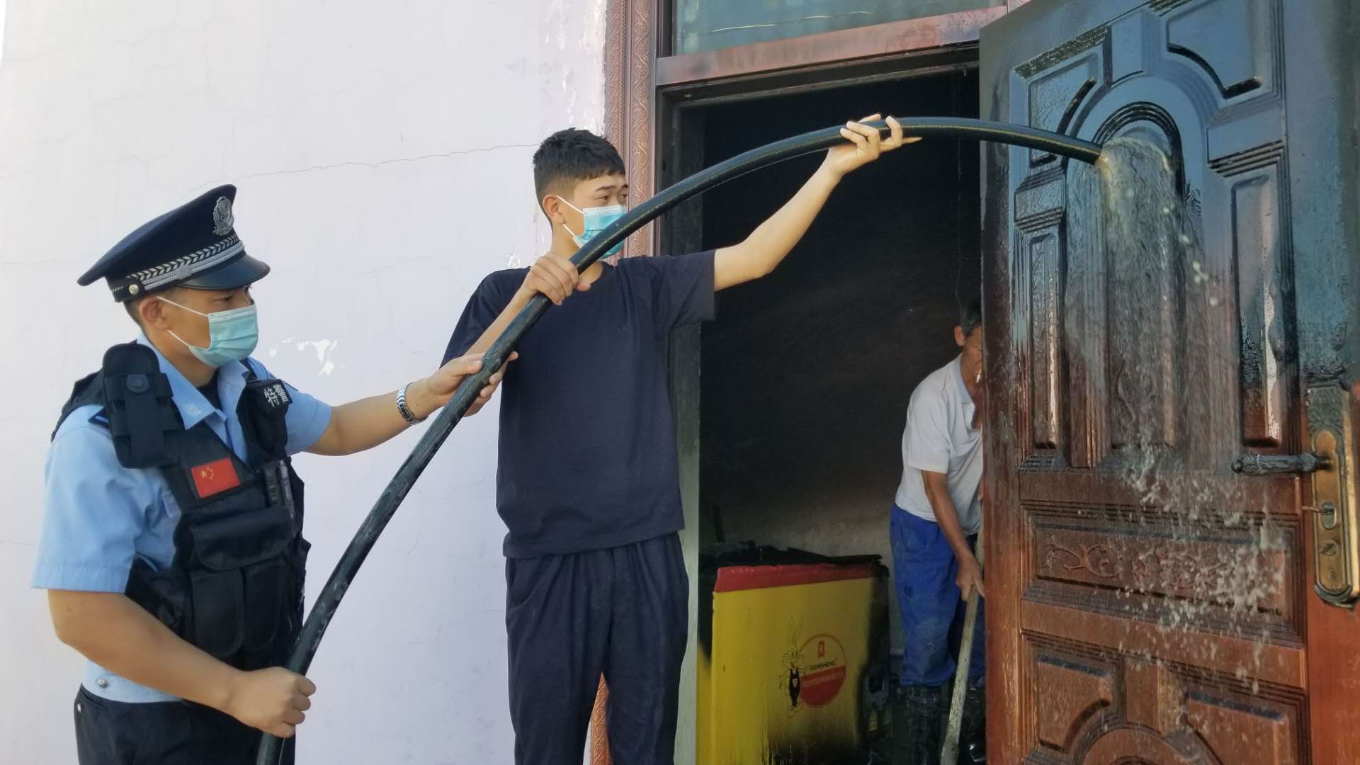 �������ͻ�l(f��)���(z��i) �񾯊^��?li��n)�?></a></div>
<div   id=