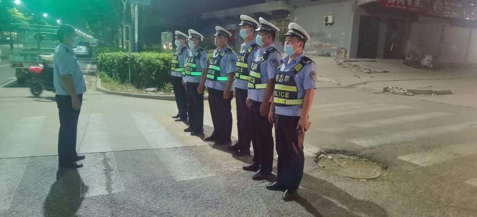 �ӱ��������o�ۡ��p���ش����}�������r(n��ng)�彻ͨ��ȫ����