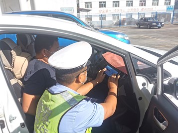 �������M���\܇�v�˿Ͱ�ȫ��ʹ��